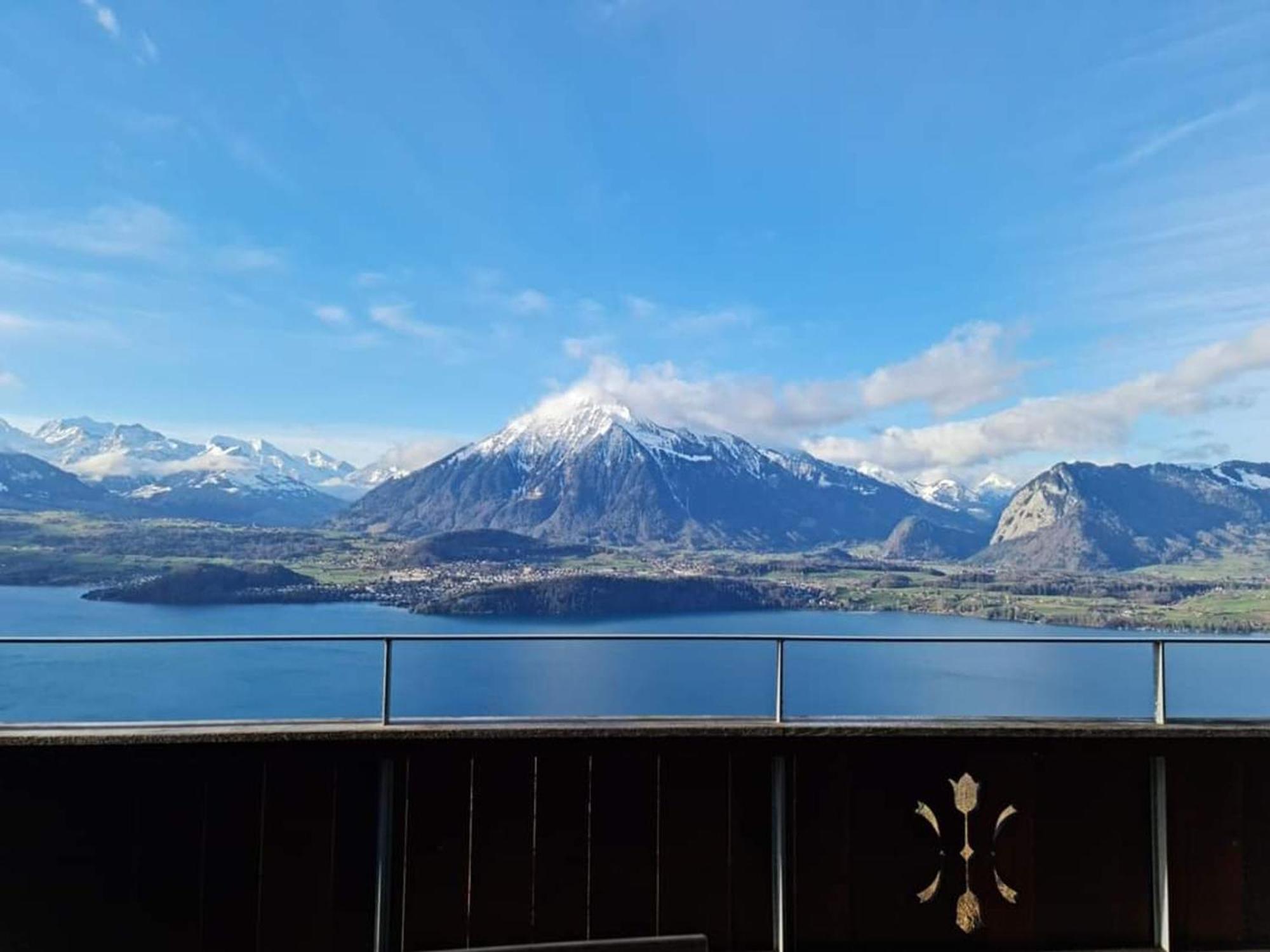 Chalet With View Of The Mountains And The Thun Lake Sigriswil Extérieur photo